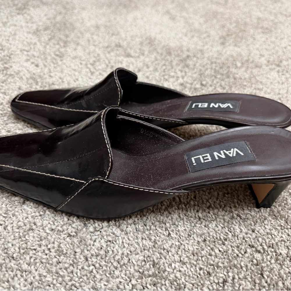 Vaneli Black Mules with White Stitching Narrow